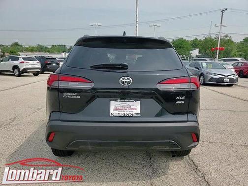 2025 Toyota Corolla Cross XLE