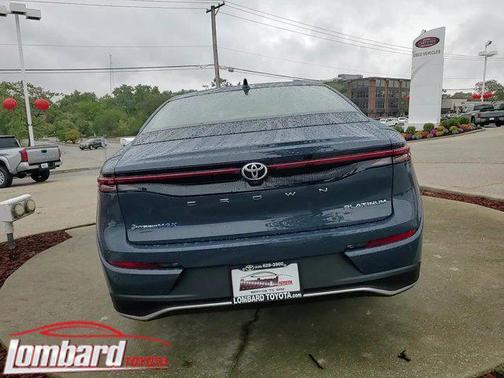 2026 Toyota Crown Platinum