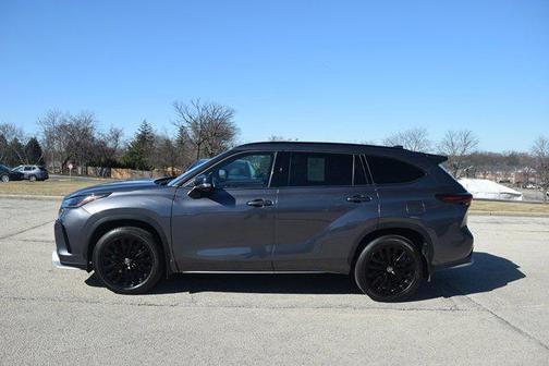 2024 Toyota Highlander XSE