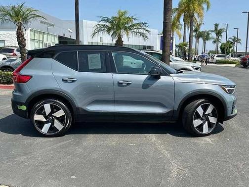 2023 Volvo XC40 Ultimate
