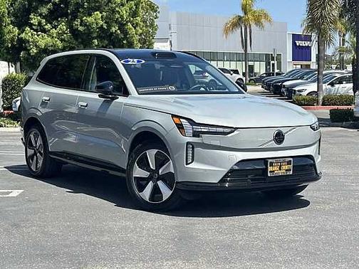 Vapour Grey 2025 Volvo EX90 Plus