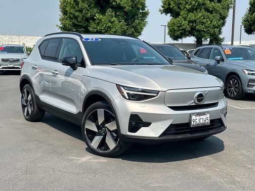 2023 Volvo XC40 Recharge Pure Electric Twin eAWD Ultimate