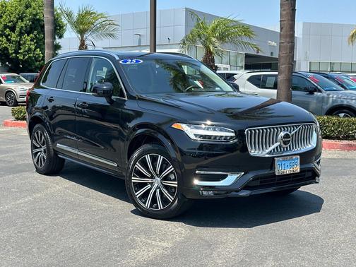 2025 Volvo XC90 B6 AWD Plus 7-Seater