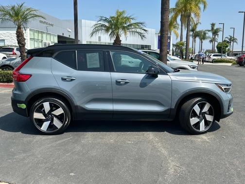 2023 Volvo XC40 Recharge Pure Electric Twin eAWD Ultimate