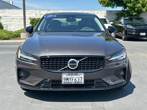 2025 Volvo S60 B5 FWD Core