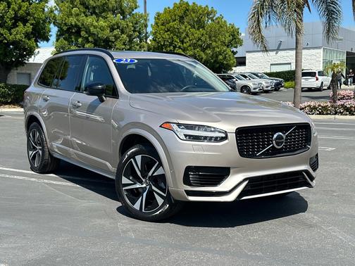 2023 Volvo XC90 Recharge Plug-In Hybrid T8 eAWD PHEV Plus Dark Theme 7P
