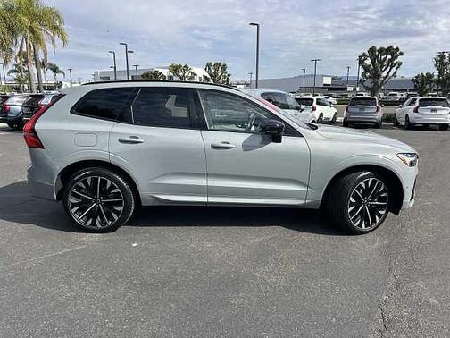 2026 Volvo XC60 Ultra