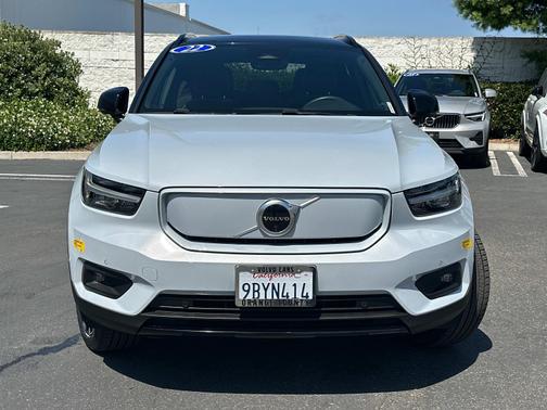 2022 Volvo XC40 Recharge Pure Electric P8 eAWD Twin Plus