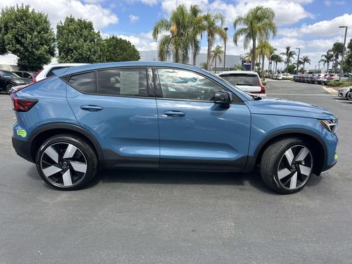 2023 Volvo C40 Recharge Pure Electric Twin eAWD Ultimate