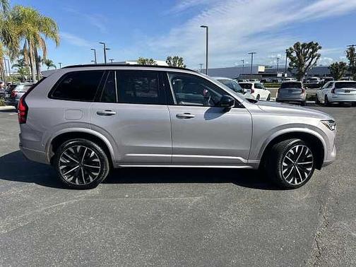 2026 Volvo XC90 Ultra