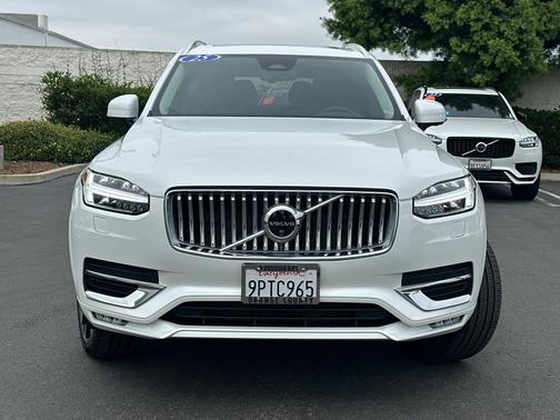 2025 Volvo XC90 B6 AWD Plus 6-Seater