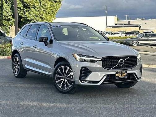 2025 Volvo XC60 Plus