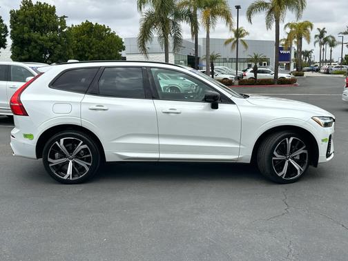 2022 Volvo XC60 Recharge Plug-In Hybrid T8 eAWD PHEV R-Design Extended Range