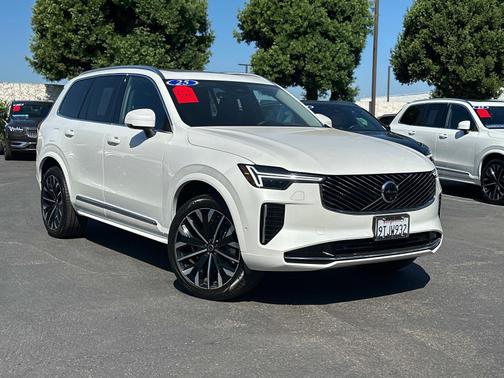 2025 Volvo XC90 2025.5 B6 AWD Plus 7-Seater