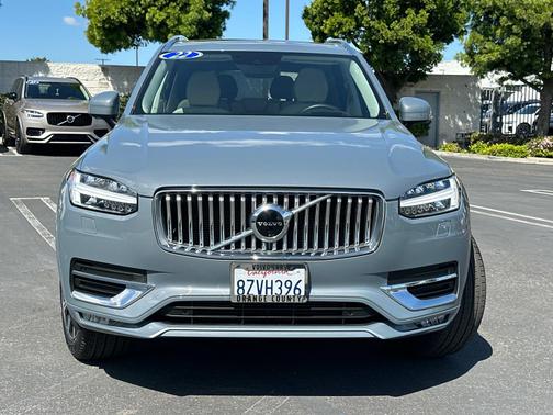 2022 Volvo XC90 T6 Inscription
