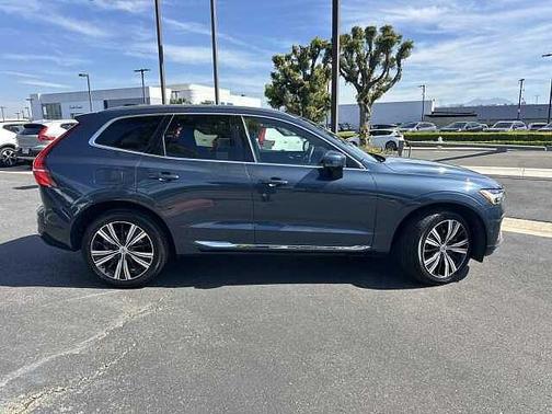 2023 Volvo XC60 Plus