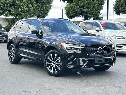 2025 Volvo XC60 B5 AWD Plus
