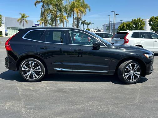 2022 Volvo XC60 Recharge Plug-In Hybrid T8 eAWD PHEV Inscription