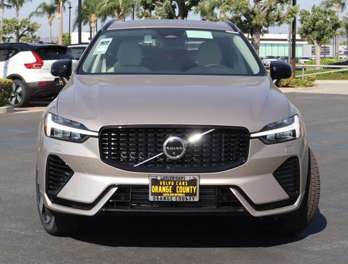 2025 Volvo XC60 Plug-In Hybrid T8 Plus
