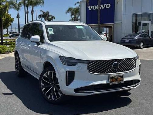 2025 Volvo XC90 Plus