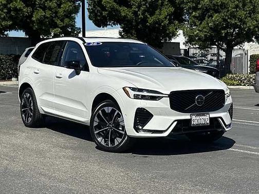 2026 Volvo XC60 Plus