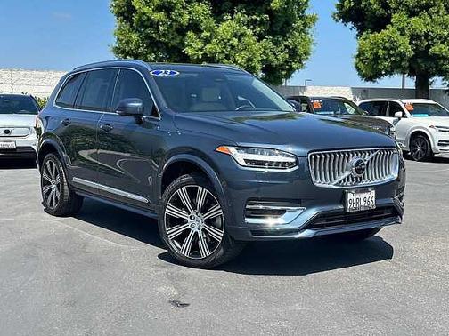 2023 Volvo XC90 Plus
