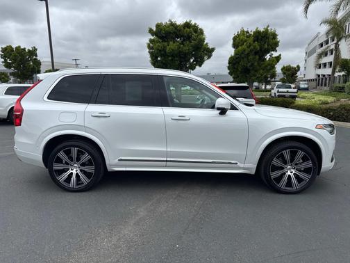 2022 Volvo XC90 Recharge Plug-In Hybrid T8 eAWD PHEV Inscription 6P Extended Range