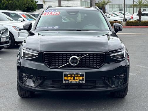 2024 Volvo XC40 Ultimate
