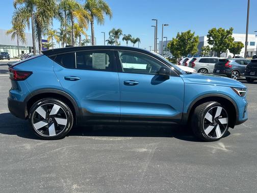 2022 Volvo C40 Recharge Pure Electric P8 eAWD Ultimate