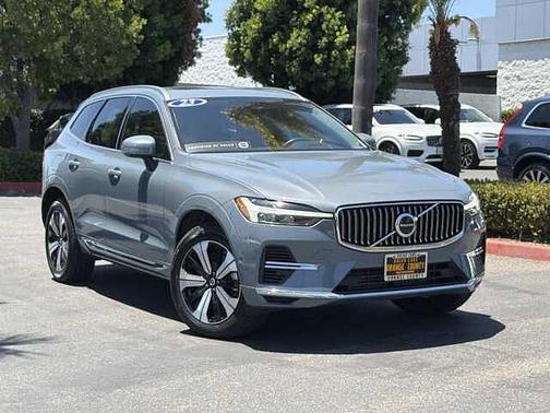 Thunder Grey 2023 Volvo XC60 Plus