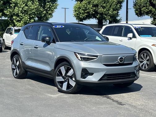 2023 Volvo XC40 Recharge Pure Electric Twin eAWD Ultimate