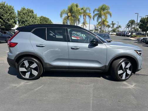 2023 Volvo XC40 Recharge Pure Electric Twin eAWD Ultimate