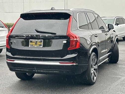 2023 Volvo XC90 T8 eAWD PHEV Ultimate Bright Theme 7P