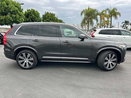 2024 Volvo XC90 Plus