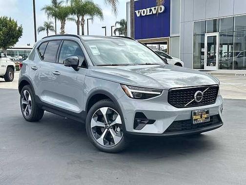 2026 Volvo XC40 Plus