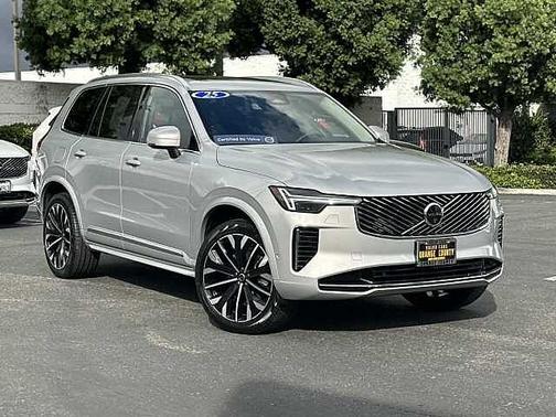 2025 Volvo XC90 Plus