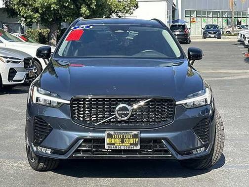 2025 Volvo XC60 Plus