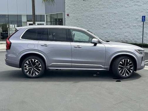 2026 Volvo XC90 Plus