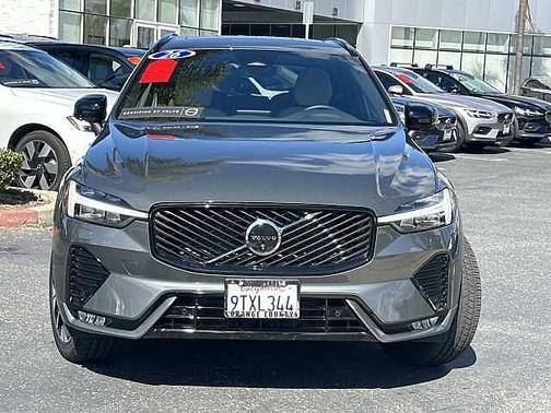 2026 Volvo XC60 Plus