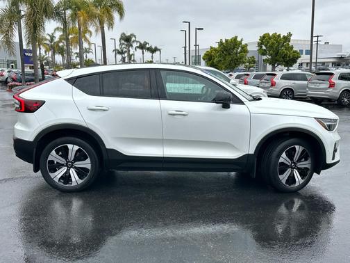 2023 Volvo C40 Recharge Pure Electric Twin eAWD Plus