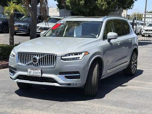 Vapour Gray Metallic 2024 Volvo XC90 B5 AWD Core Bright Theme 7P