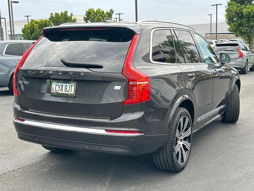 2024 Volvo XC90 Recharge Plug-In Hybrid T8 eAWD PHEV Plus Bright Theme 7P