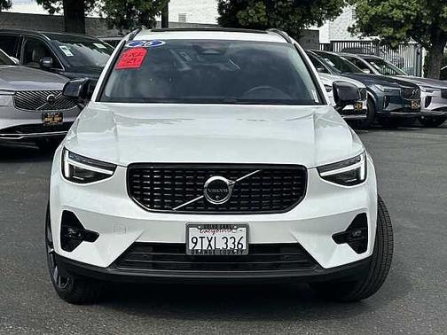 2026 Volvo XC40 Ultra