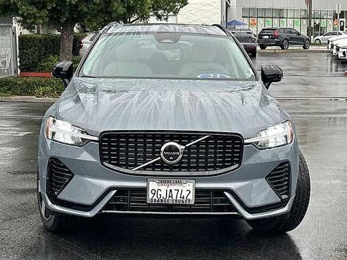 2023 Volvo XC60 Plus