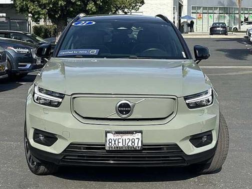 2021 Volvo XC40 Recharge P8 eAWD Pure Electric