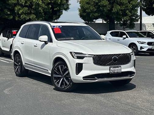 2026 Volvo XC90 Core
