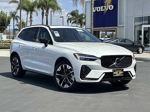 2026 Volvo XC60 Plus