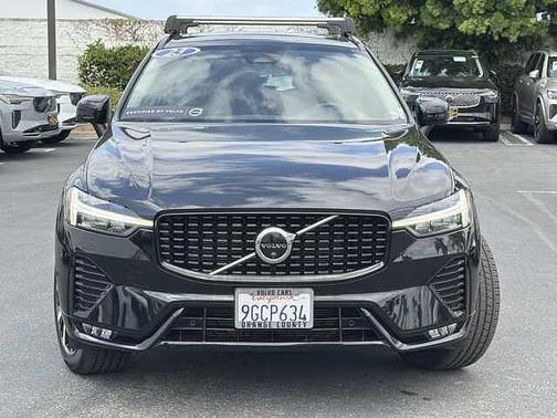 Onyx Black 2023 Volvo XC60 Plus