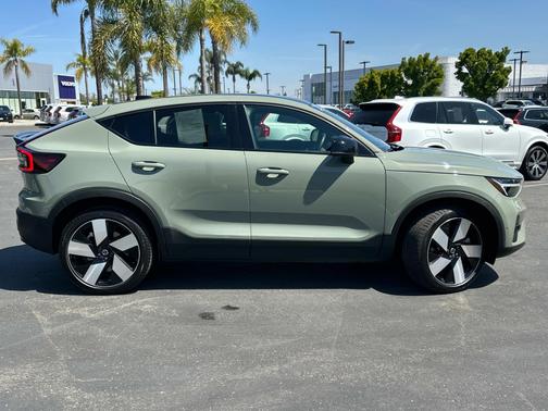 2023 Volvo C40 Recharge Pure Electric Twin eAWD Ultimate