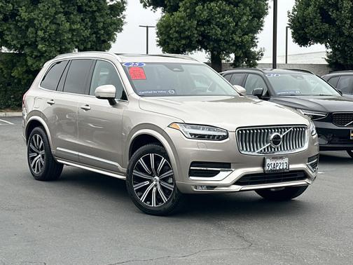 2025 Volvo XC90 B5 AWD Core 7-Seater